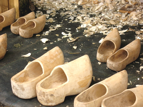 woodenshoes.jpg